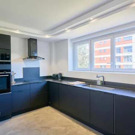 Large 130 M² 4-bedroom Lille