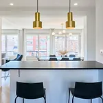 Апартаменты Large 130 M² 4-bedroom Лилль