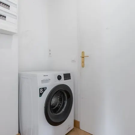 Large 130 M² 4-bedroom Lille
