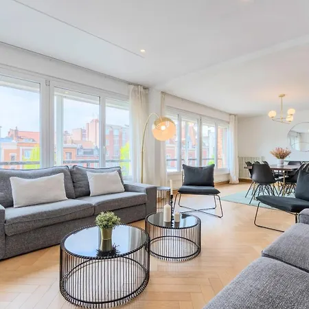 Large 130 M² 4-bedroom Lille