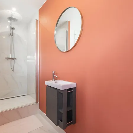 Large 130 M² 4-bedroom * Lille