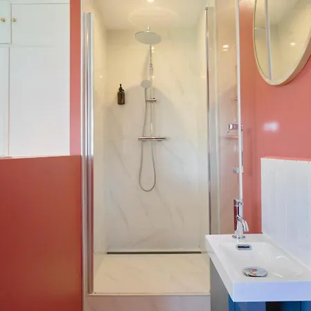 Large 130 M² 4-bedroom *