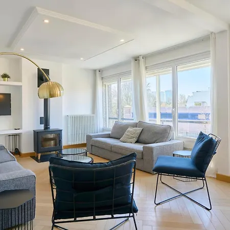 Appartamento Large 130 M² 4-bedroom