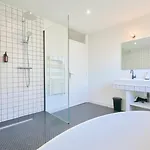 Large 130 M² 4-bedroom Appartement Lille
