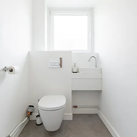 Large 130 M² 4-bedroom *